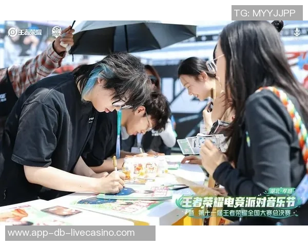 全球足球直播盛宴即将开启精彩赛事不容错过尽享激情与荣耀